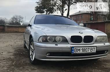 Седан BMW 5 Series 2001 в Тростянце