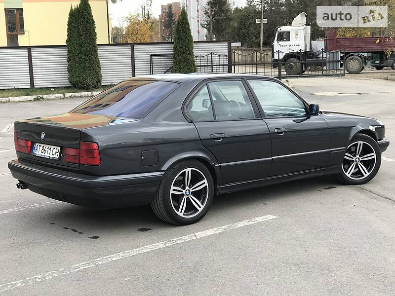 Седан BMW 5 Series 1992 в Ивано-Франковске