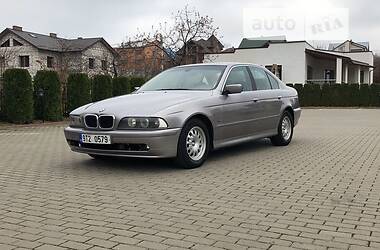 Седан BMW 5 Series 2001 в Львове