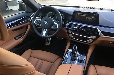Седан BMW 5 Series 2019 в Ровно