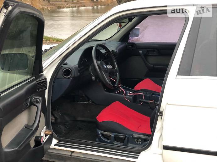 Седан BMW 5 Series 1991 в Рівному