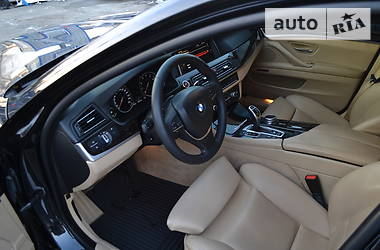 Седан BMW 5 Series 2012 в 
