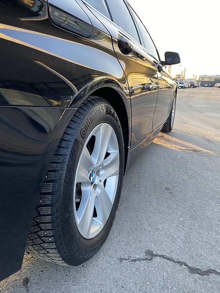 Седан BMW 5 Series 2013 в Полтаві