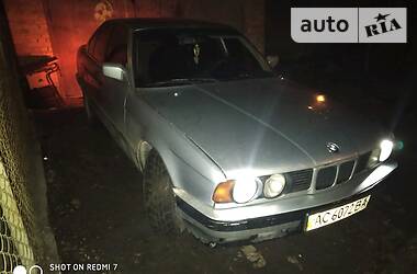 Седан BMW 5 Series 1989 в Львові