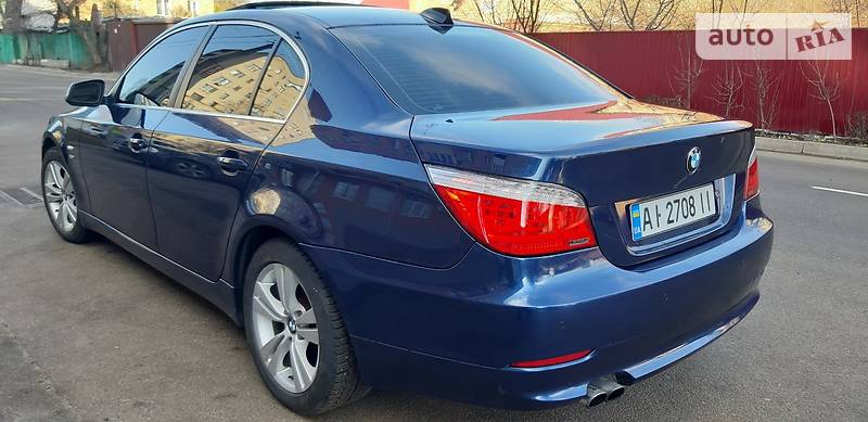 Седан BMW 5 Series 2009 в Вишневому фото 4 Седан BMW 5 Series 2009 в Вишневому