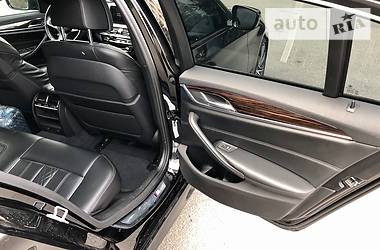 Седан BMW 5 Series 2017 в 