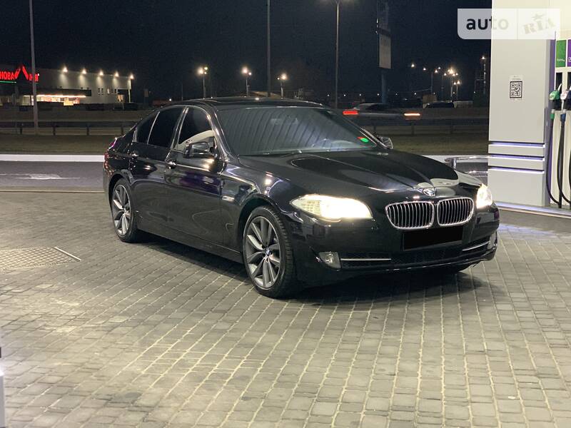 Седан BMW 5 Series 2012 в Києві