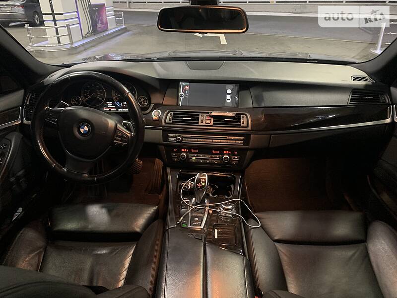 Седан BMW 5 Series 2012 в Києві