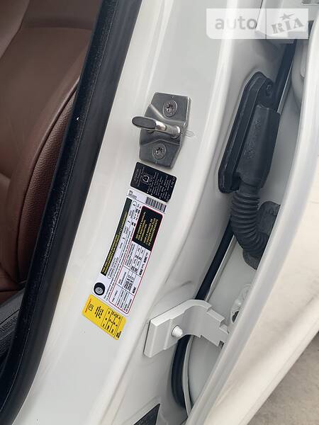 Седан BMW 5 Series 2011 в Херсоні