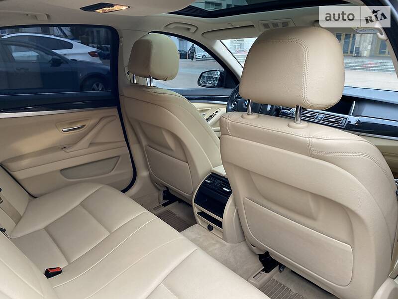 Седан BMW 5 Series 2016 в Києві фото 15 Седан BMW 5 Series 2016 в Києві