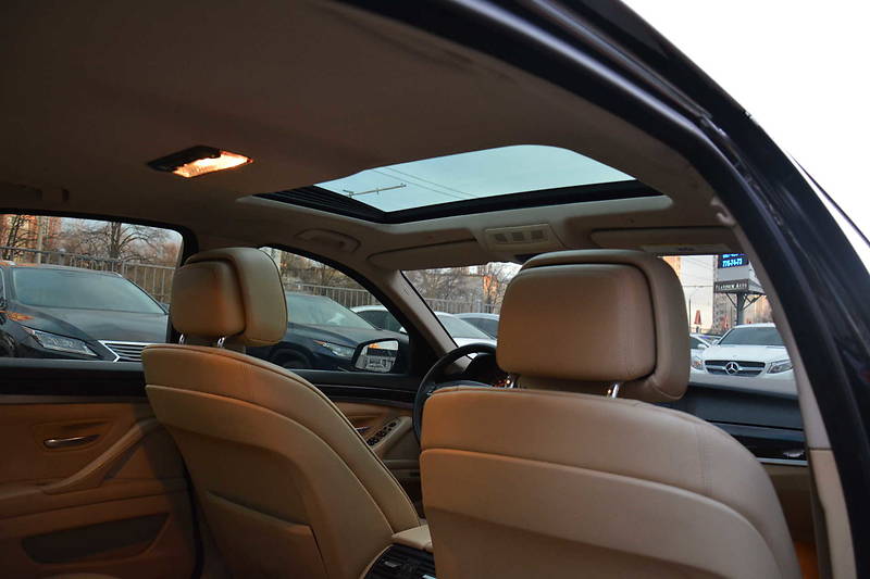 Седан BMW 5 Series 2012 в Одесі