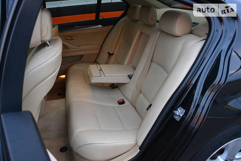 Седан BMW 5 Series 2012 в Одесі
