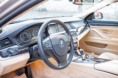 Седан BMW 5 Series 2012 в 