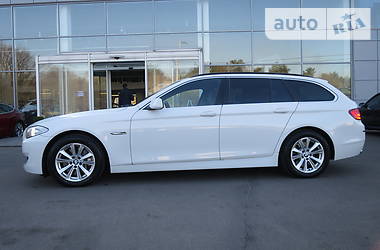 Універсал BMW 5 Series 2011 в 