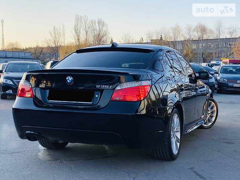Седан BMW 5 Series 2009 в Харкові