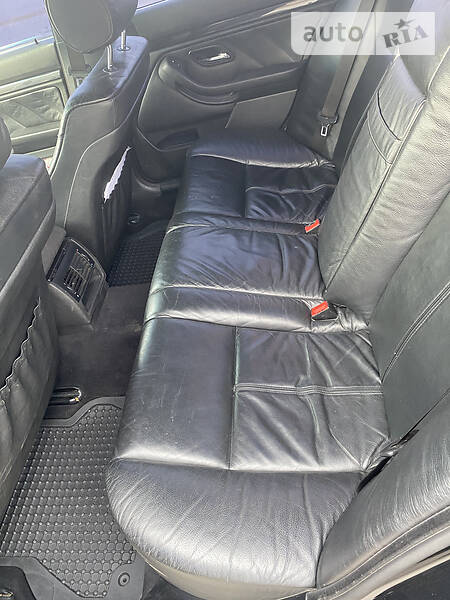 Седан BMW 5 Series 2001 в Хоролі