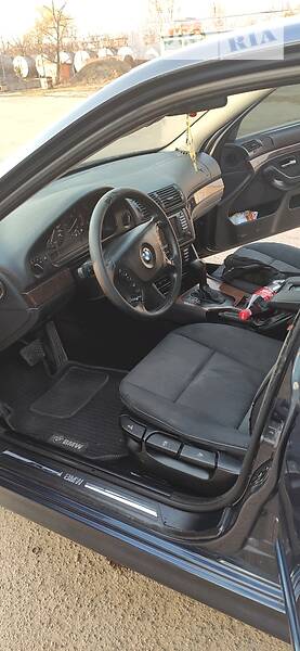 Седан BMW 5 Series 2002 в Нововолинську