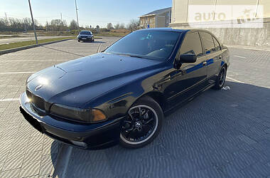 Седан BMW 5 Series 1999 в 