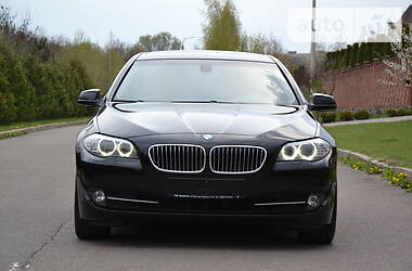 Седан BMW 5 Series 2012 в 