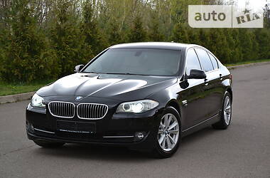 Седан BMW 5 Series 2012 в 