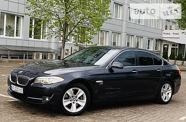Седан BMW 5 Series 2012 в 