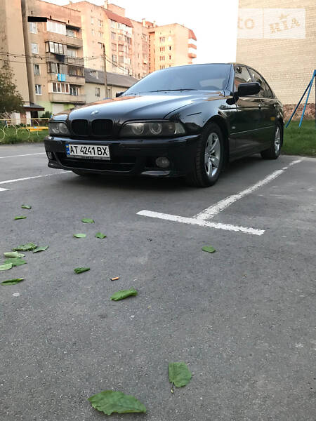 Седан BMW 5 Series 2002 в 