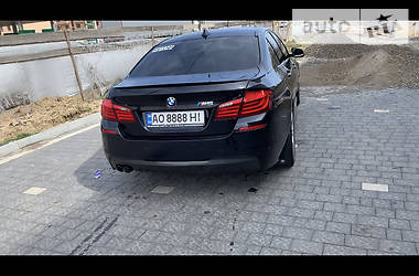 Седан BMW 5 Series 2013 в Ужгороде