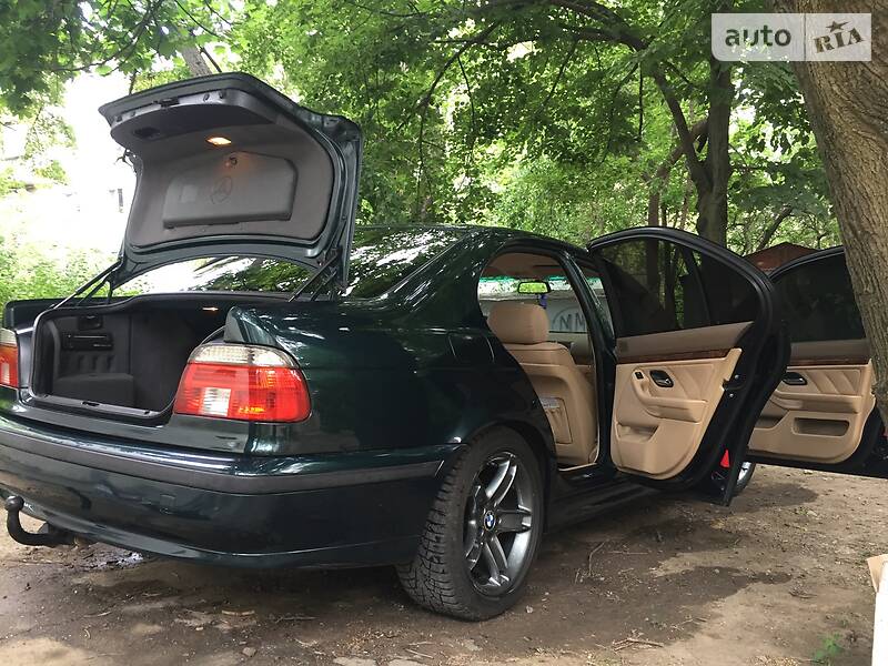 Седан BMW 5 Series 1998 в 