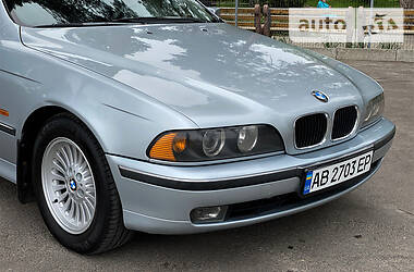 Седан BMW 5 Series 1997 в Виннице