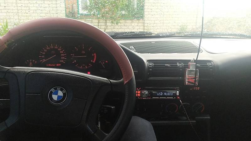 Седан BMW 5 Series 1995 в Краснограді
