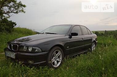 Седан BMW 5 Series 1999 в Гайсине