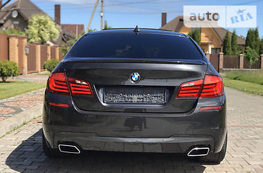 Седан BMW 5 Series 2012 в 