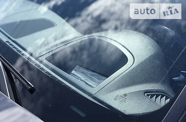 Седан BMW 5 Series 2012 в 