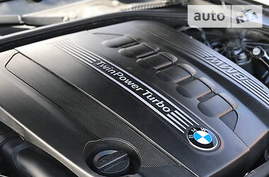 Седан BMW 5 Series 2012 в 