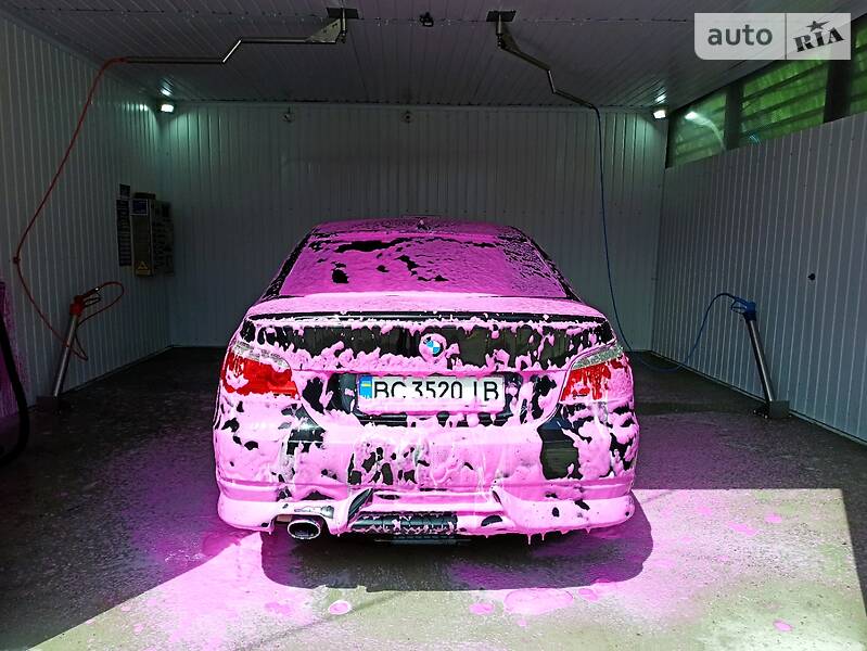 Седан BMW 5 Series 2008 в Львове