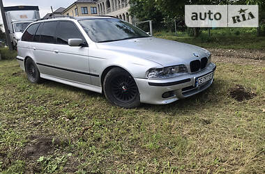 Універсал BMW 5 Series 2000 в Чернівцях