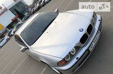 Седан BMW 5 Series 2000 в 