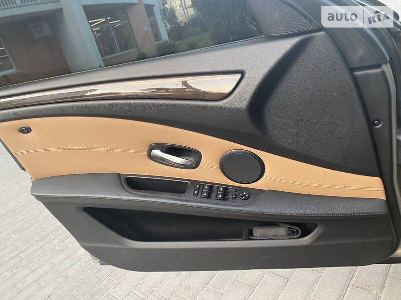Седан BMW 5 Series 2009 в Києві