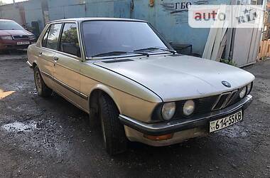 Седан BMW 5 Series 1985 в 