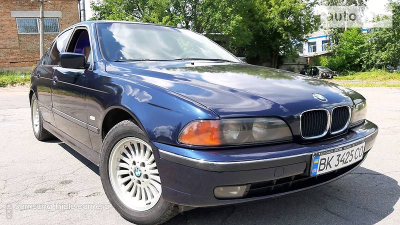 Седан BMW 5 Series 2000 в Рівному