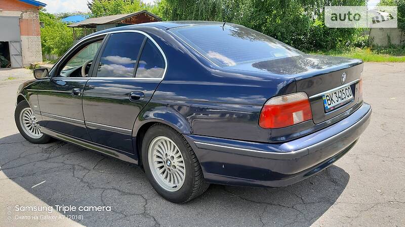 Седан BMW 5 Series 2000 в Рівному