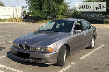 Седан BMW 5 Series 2000 в Днепре