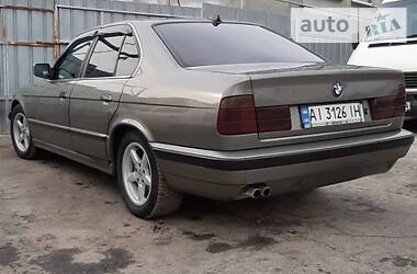 Седан BMW 5 Series 1989 в Броварах