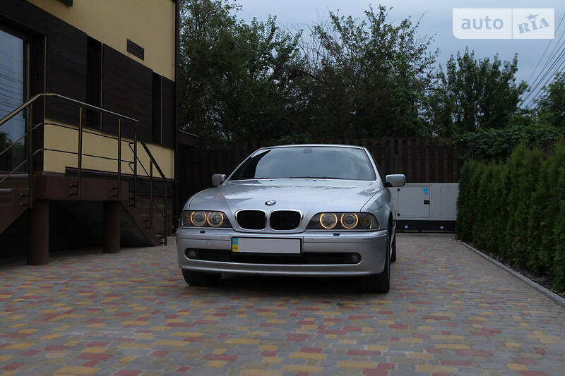 Седан BMW 5 Series 2002 в Киеве фото 43 Седан BMW 5 Series 2002 в Киеве