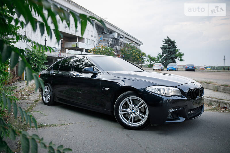 Седан BMW 5 Series 2011 в Дніпрі