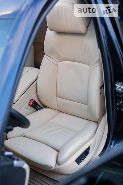 Седан BMW 5 Series 2011 в Дніпрі