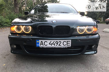 Седан BMW 5 Series 2000 в Луцке