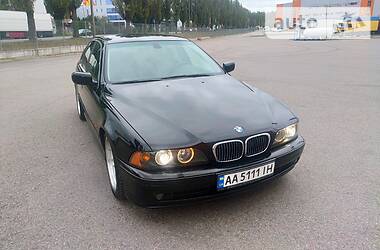 Седан BMW 5 Series 2002 в Киеве