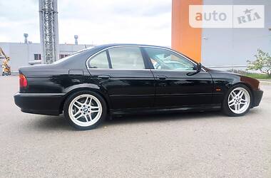 Седан BMW 5 Series 2002 в Киеве