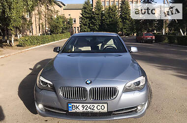 Седан BMW 5 Series 2012 в Дубні